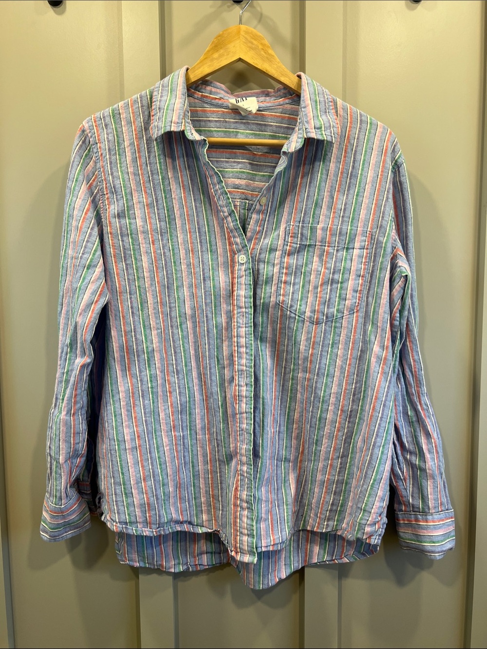 GAP Lightweight Multicolor Striped Button-Down Shirt